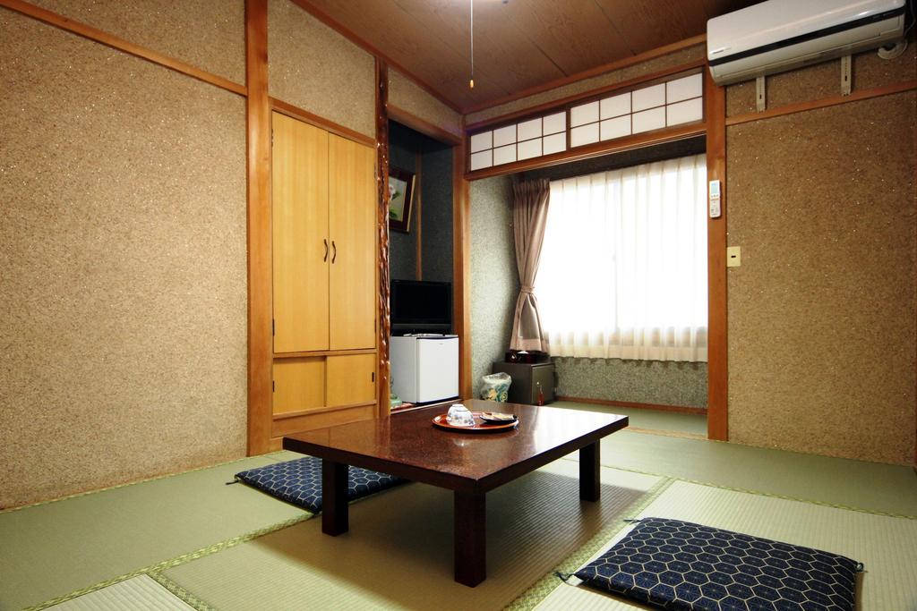 Hotel Jinkuro Takayama  Zimmer foto